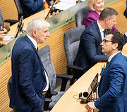 Tryliktasis Lietuvos Respublikos Seimas susirinko į paskutinį posėdį
