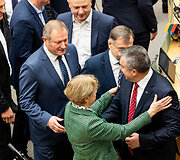 Tryliktasis Lietuvos Respublikos Seimas susirinko į paskutinį posėdį