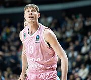 Artem Pustovyi