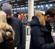 Vilniaus oro uosto naujojo i&scaron;vykimo terminalo masinis testavimas