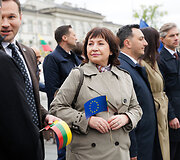 I&scaron;kilminga Europos Sąjungos vėliavos pakėlimo ceremonija Luki&scaron;kių aik&scaron;tėje Vilniuje