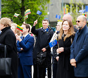 I&scaron;kilminga Europos Sąjungos vėliavos pakėlimo ceremonija Luki&scaron;kių aik&scaron;tėje Vilniuje