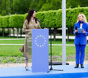 I&scaron;kilminga Europos Sąjungos vėliavos pakėlimo ceremonija Luki&scaron;kių aik&scaron;tėje Vilniuje