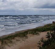 Vėjuota, lietinga, bet ir saulėta Palanga