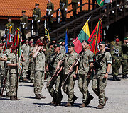 Sausumos pajėgų vėliavų žygio fini&scaron;as ir Sausumos pajėgų dienos i&scaron;kilminga ceremonija