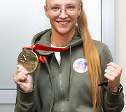 Vilniaus oro uoste pasitiktos  Europos bokso čempionato prizininkės: Gabrielė Stonkutė ir Ana Starovoitova