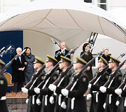 S. Daukanto aik&scaron;tėje vyko Lietuvos ir NATO vėliavų pakėlimo ceremonija