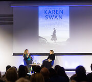 Karen Swan, Ligita Karsbo
