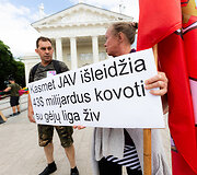 Protestas prie&scaron; LGBT eitynes