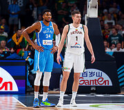Giannis Antetokounmpo, Marekas Blaževičius