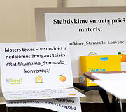 Pilietinė gatvės akcija &bdquo;Stabdykime smurtą prie&scaron; moteris! Ratifikuokime Stambulo konvenciją&ldquo;