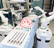 Robotinės chirurgijos sistema