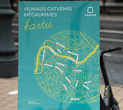 Pristatytos elektrinių paspirtukų stovėjimo vietos