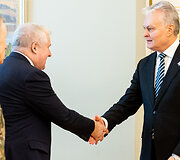 Gitanas Nausėda