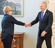Ingrida &Scaron;imonytė, Gitanas Nausėda