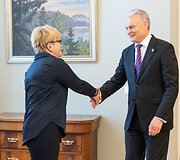 Ingrida &Scaron;imonytė, Gitanas Nausėda