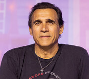Adrian Paul