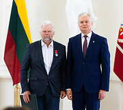 Apdovanojimų akimirka