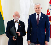 Apdovanojimų akimirka