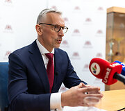 prof. Tomas Jovai&scaron;a