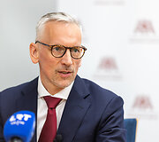 prof. Tomas Jovai&scaron;a