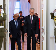 Antonio Costa, Gitanas Nausėda