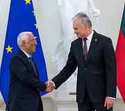Antonio Costa, Gitanas Nausėda