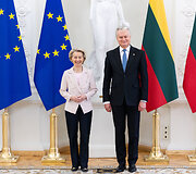 Ursula von der Leyen, Gitanas Nausėda