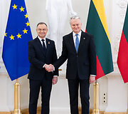 Andrzejus Duda, Gitanas Nausėda