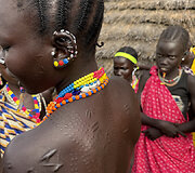 Larim gentis, Pietų Sudanas