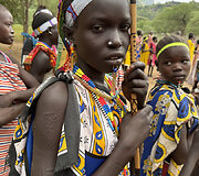 Larim gentis, Pietų Sudanas