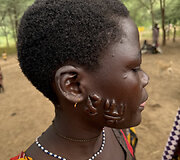 Larim gentis, Pietų Sudanas