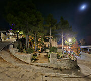 San Marinas