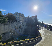 San Marinas