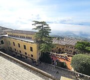 San Marinas