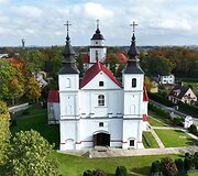 Varnių &Scaron;v. apa&scaron;talų Petro ir Pauliaus bažnyčia