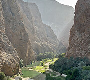 Pakeliui į Suro miestą: Wadi Shab ir Wadi Shab Cave