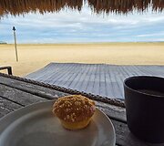Pusryčiai paplūdimyje, Borneo, Malaizija