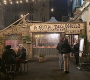 &bdquo;A Put&igrave;a dell&rsquo;Ostello&ldquo; 
