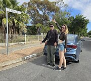 Aistė ir Augustinas Žemaičiai lietuvi&scaron;koje Aidas gatvėje Australijoje