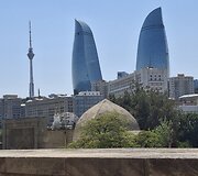 Baku simboliai &ndash; Liepsnų bok&scaron;tai