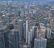 Pasikėlus į &bdquo;Petronas&ldquo; dvynius