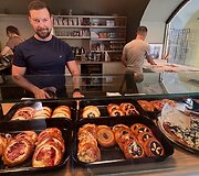 Ne, čia ne vakarienė, čia tradiciniai kolache pyragėliai. Labai skanūs