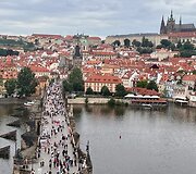 Karolio tiltas i&scaron; vir&scaron;aus