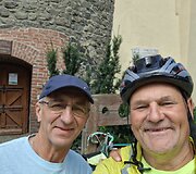 Janas pasikvietė papietauti