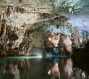 Stalaktitų ir stalagmitų urvas, Libanas