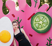 Menininkė Jolita Vaitkutė sukūrė unikalią instaliaciją &scaron;altibar&scaron;čių festivaliui
