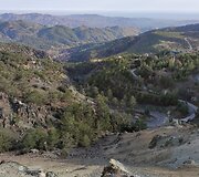 Serpantinų keliai Troodos kalnuose