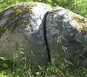 Valatkonių akmuo