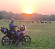 Edgaro Valučio gyvenimas Indonezijoje
